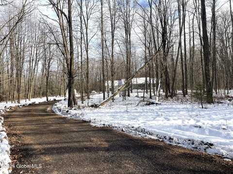 166 White Road, Milton, NY 12020