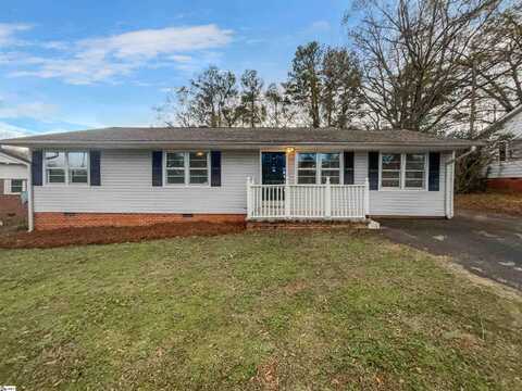 678 Magness Drive, Spartanburg, SC 29303