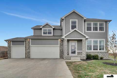 9523 Cavalier Place, Waverly, NE 68462