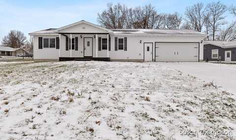 825 School Bell Court, Belding, MI 48809