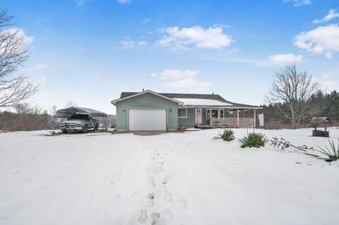 5814 N 7 Road, Mesick, MI 49668