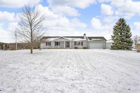 7765 Case Road, Brooklyn, MI 49230