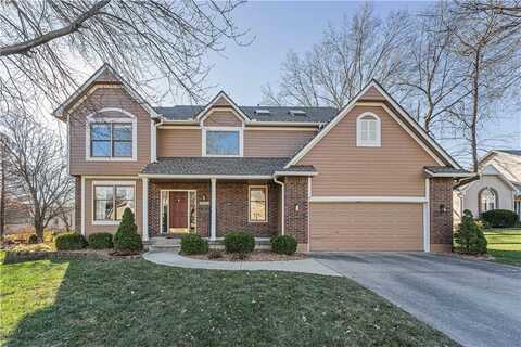 2411 SE 5th Terrace, Lees Summit, MO 64063