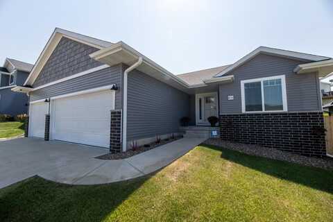 4131 Olivia Ct, IowaCity, IA 52245