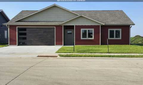 1405 38th Street, Spirit Lake, IA 51360