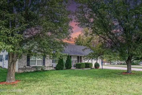 63 LARAND DRIVE, Holts Summit, MO 65043