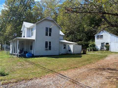 5012 Straight Fork Road, Yawkey, WV 25573