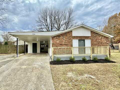 704 E COOPER, Brownsville, TN 38012