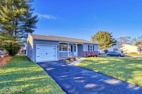 166 Westbrook Drive, Toms River, NJ 08757