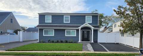 24 5th, East Meadow, NY 11554