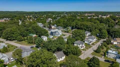 13 Grandview Avenue, Sanford, ME 04073