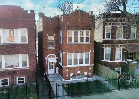 4839 W Walton Street, Chicago, IL 60651