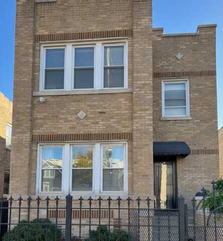 2325 W Diversey Avenue, Chicago, IL 60647