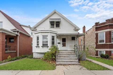 2222 Highland Avenue, Berwyn, IL 60402