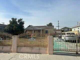 921 N Poinsettia Avenue, Compton, CA 90221