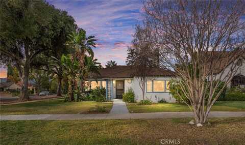 524 W Fern Avenue, Redlands, CA 92373