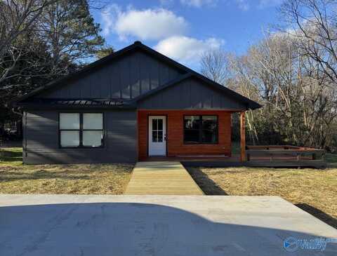 4939 Cherrywood Drive, Guntersville, AL 35976
