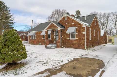 2235 3rd Street NE, Canton, OH 44704