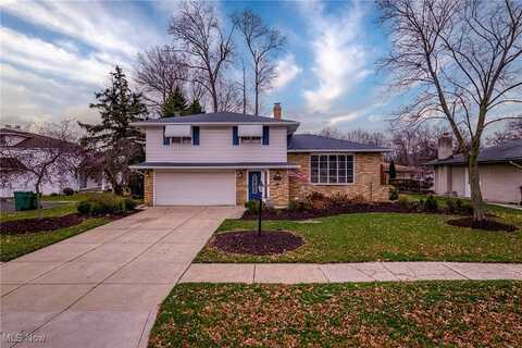 6135 Winchester Drive, Seven Hills, OH 44131