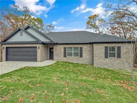 100 Selkirk Drive, Bella Vista, AR 72715