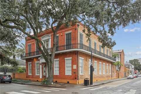 740 ESPLANADE Avenue, New Orleans, LA 70116