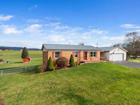 3309 Vista Road, Pulaski, VA 24301