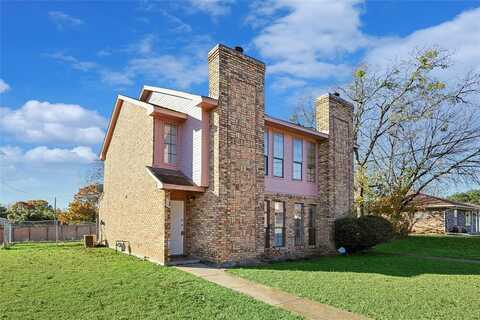 220 Davis Drive, DeSoto, TX 75115