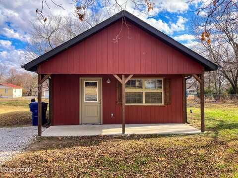 317 N Orchard, Alba, MO 64830