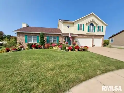 2614 CRYSTAL CREEK Court, Davenport, IA 52804