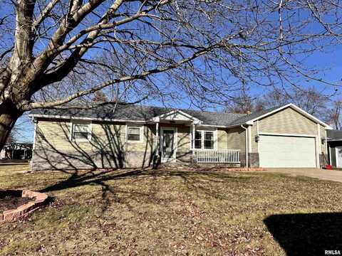 1400 THOMAS Street, Macomb, IL 61455