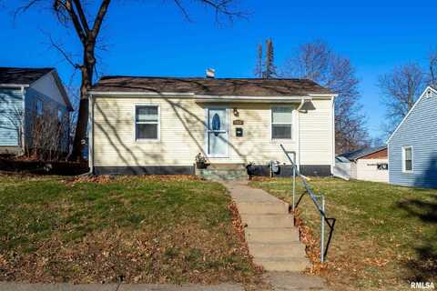 1334 W 37TH Street, Davenport, IA 52806