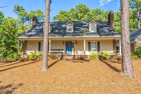 220 Broadmeade Drive, Southern Pines, NC 28387