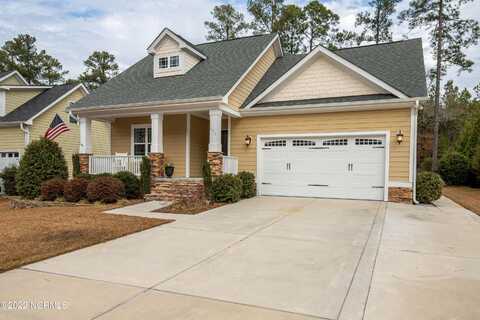 595 Legacy Lakes Way, Aberdeen, NC 28315