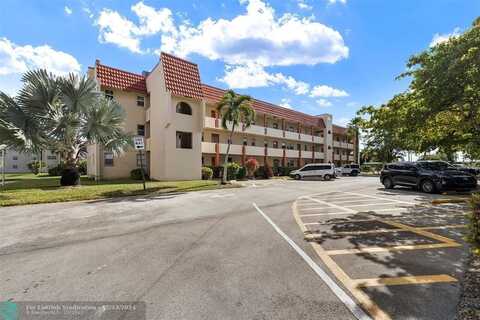 2600 W Sunrise Lakes Dr, Sunrise, FL 33322