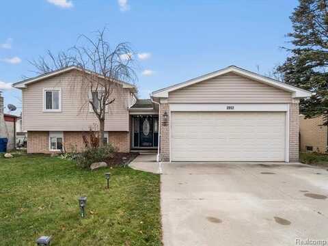 2052 LOGAN Drive, Sterling Heights, MI 48310