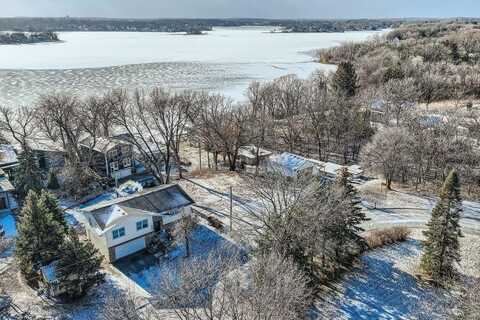 5267 Shore Trail NE, Prior Lake, MN 55372