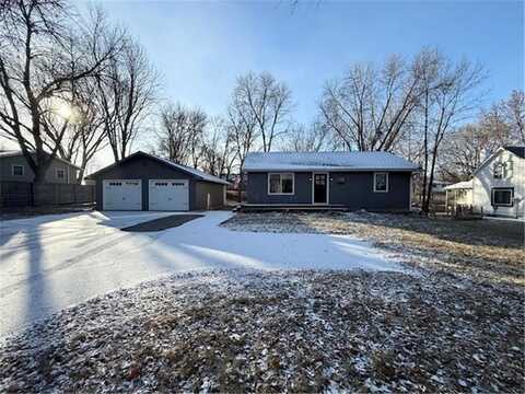 358 Lake Avenue S, Spicer, MN 56288