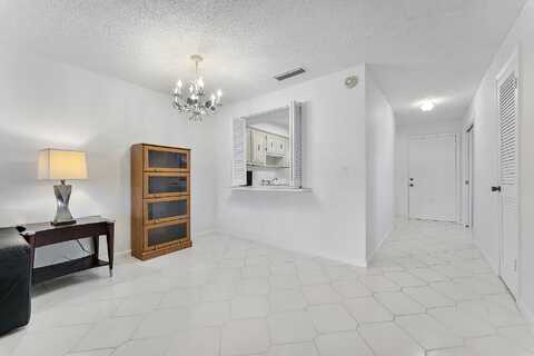 13840 Via Flora, Delray Beach, FL 33484