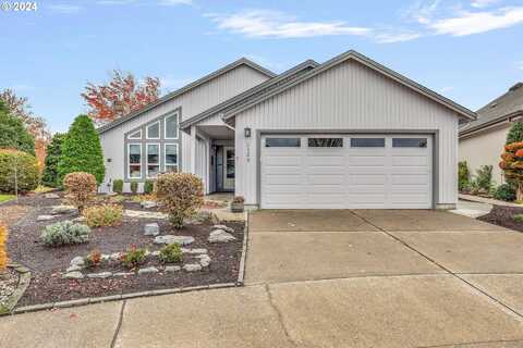 2320 NE 156TH PL, Portland, OR 97230