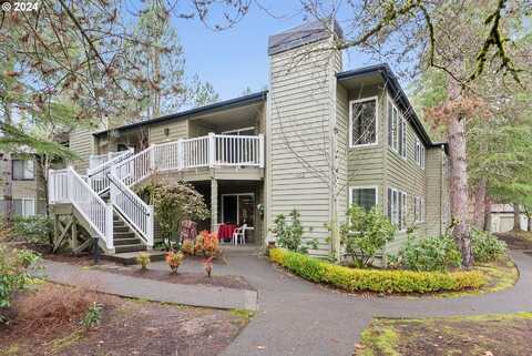 5062 FOOTHILLS DR, Lake Oswego, OR 97034