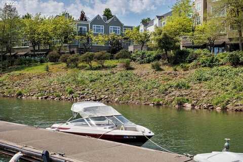 225 S MONTGOMERY ST, Portland, OR 97201