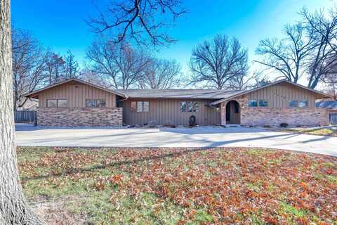 1508 Terrace Dr., Newton, KS 67114