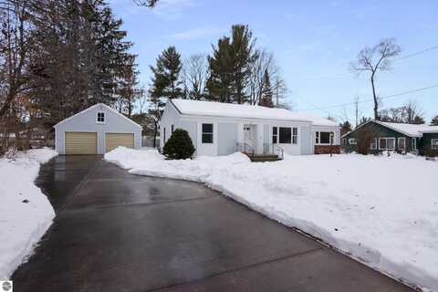 212 S Coral Street, Kalkaska, MI 49646