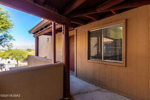 1810 E Blacklidge Drive, Tucson, AZ 85719