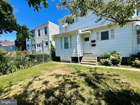 2700 EDGMONT AVENUE, BROOKHAVEN, PA 19015