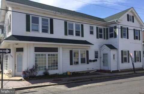 135 E MAIN STREET, TUCKERTON, NJ 08087