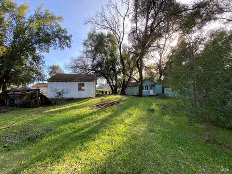 9251 N State Street, Redwood Valley, CA 95470