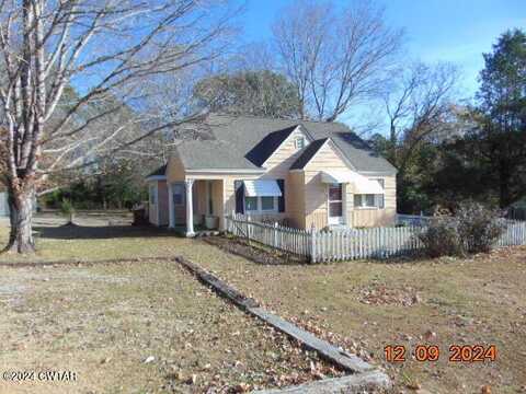 820 N Broad Street N, Lexington, TN 38351