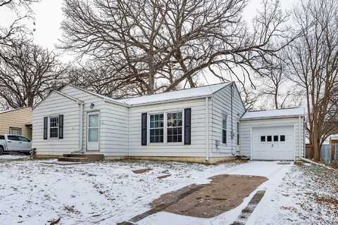 683 63rd Street, Des Moines, IA 50312