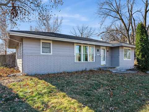 3122 Lindlavista Way, Des Moines, IA 50310